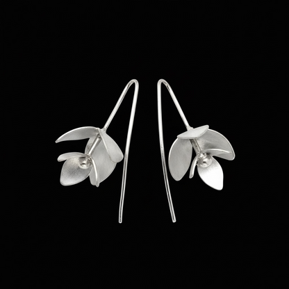 Trillium Küpe